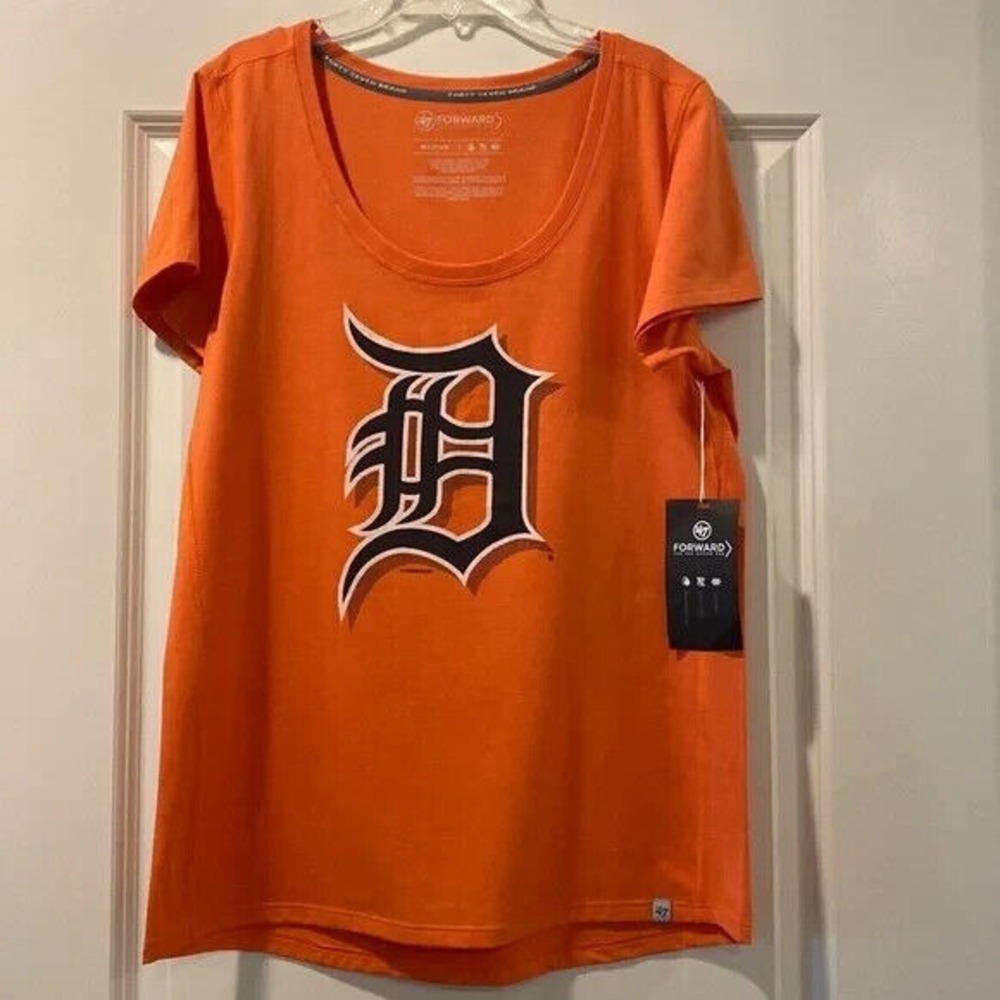 NWT Detroit Tigers MLB Shirt‎ Womens M Baseball '47 Forward Short Sleeve Orange
